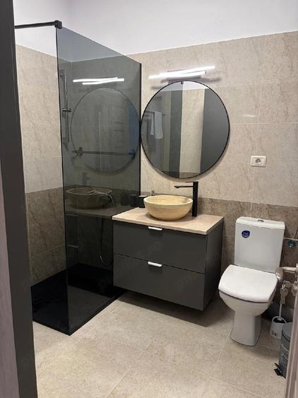 Apartament cu 2 camere decomandat în Dobroești