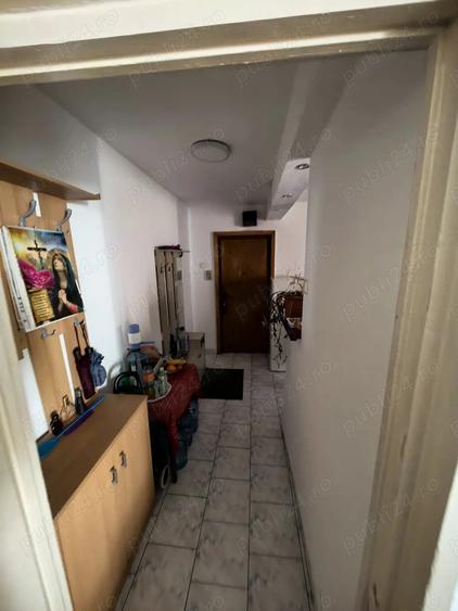 Apartament cu 2 camere semidecomandat în Lipovei