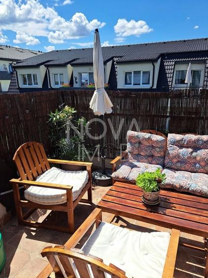 Apartament cu 3 camere decomandat, mobilat în Șelimbăr