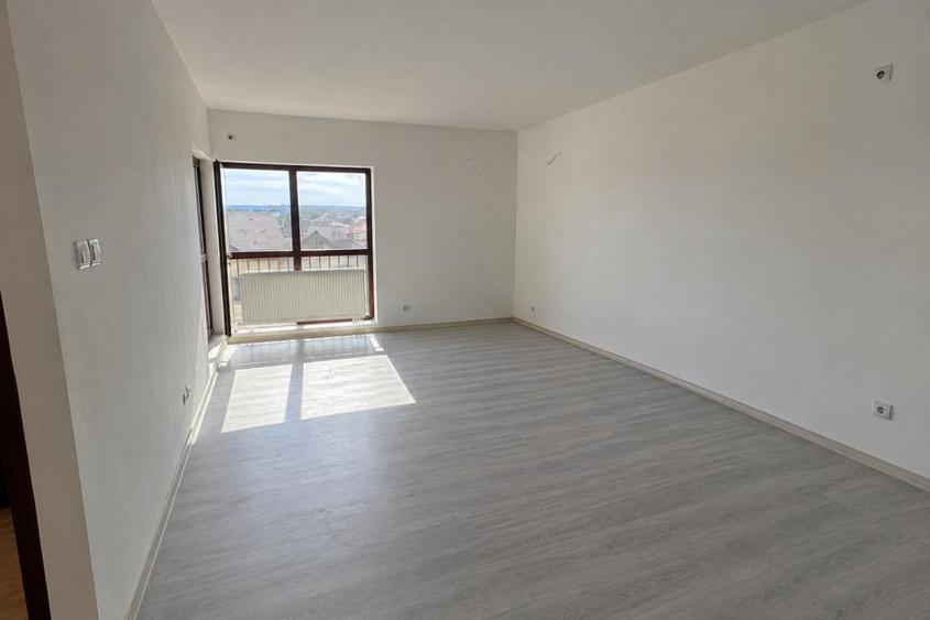 Apartament cu 2 camere decomandat în Brestei