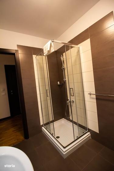 Casă cu 4 camere cu Teren 4000 Mp în Central