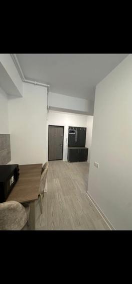 Garsonieră decomandată, mobilată în Central
