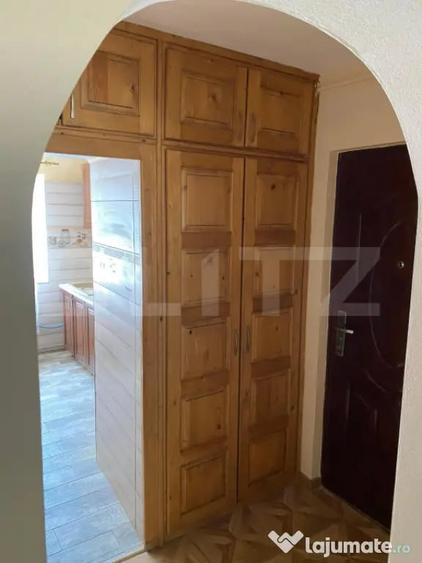 Apartament cu 3 camere decomandat în Micro 16