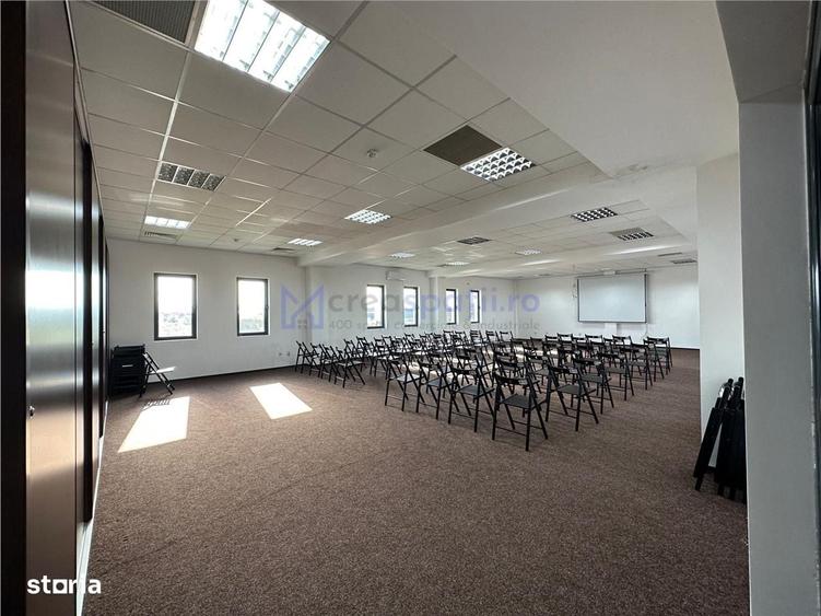 Spațiu comercial, de 230 mp, în Uricani