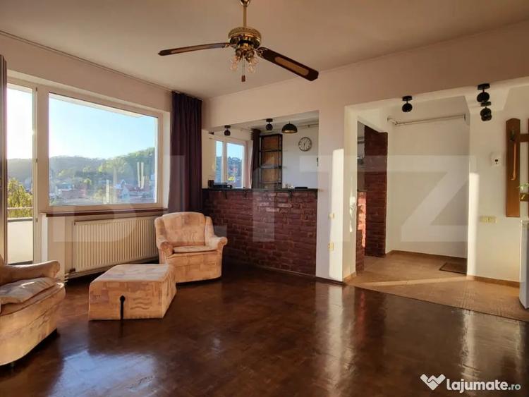 Apartament cu 2 camere semidecomandat în Ultracentral