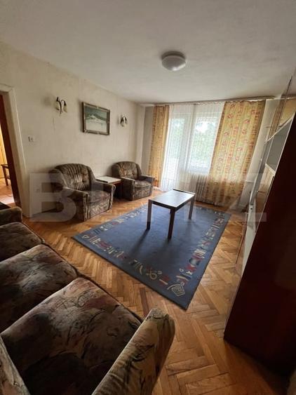 Apartament cu 3 camere decomandat, mobilat în Central