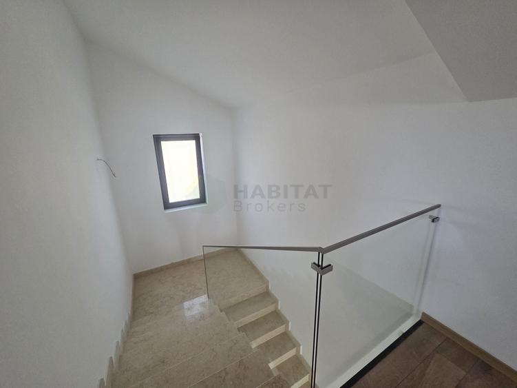 Casă individuală cu 5 camere cu Canalizare în Tunari