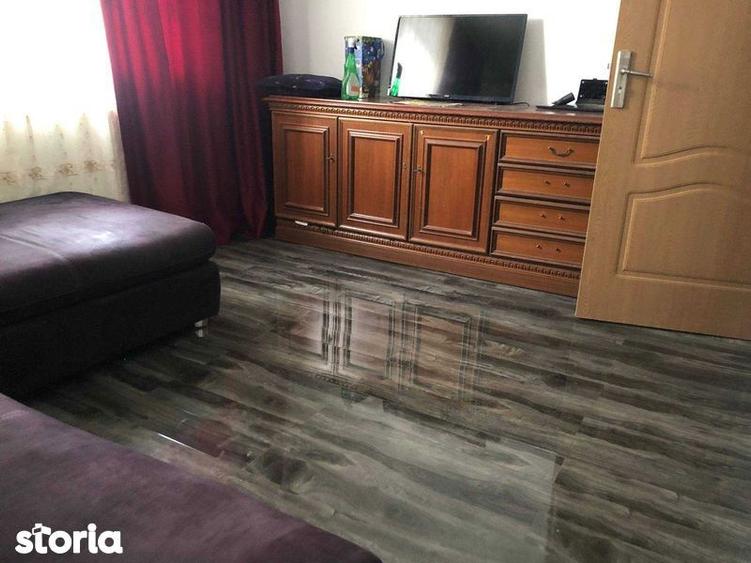 Apartament cu 3 camere decomandat în Ultracentral