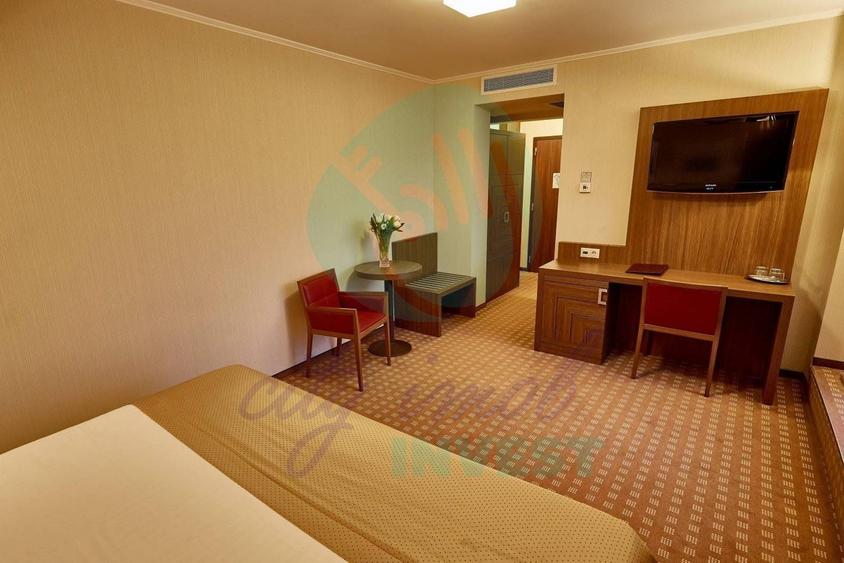 Hotel/Pensiune, de 17,254 mp, în Central