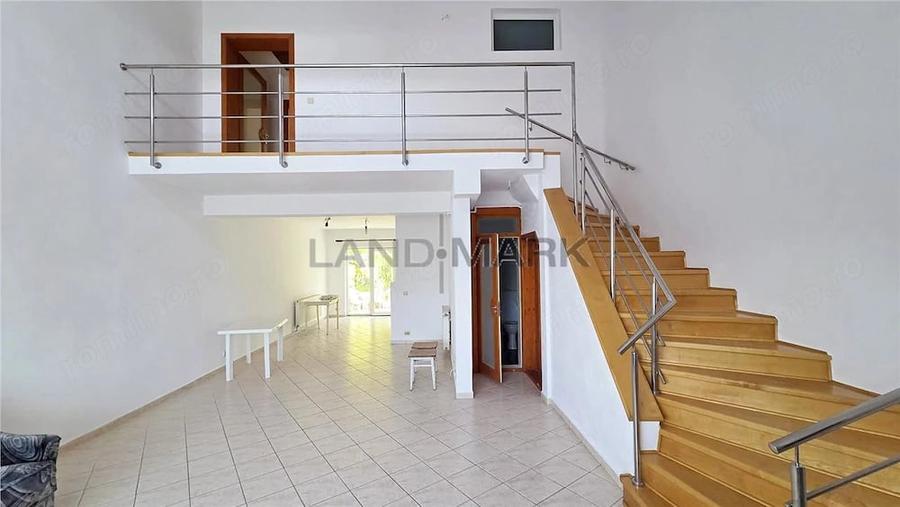 Casă cu 2 camere în Central