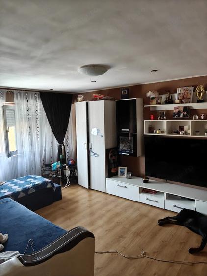 Vand apartament cu 3 camere - 5