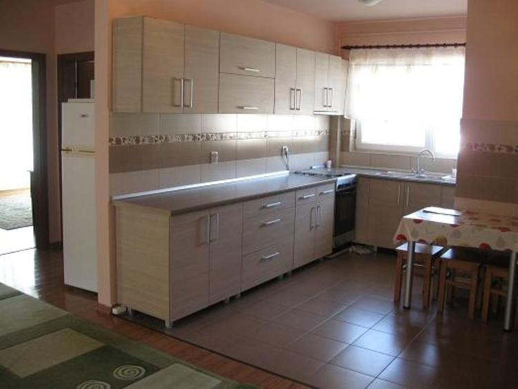 Apartament cu 3 camere semidecomandat în Mănăștur