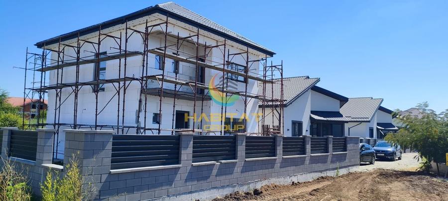 Casă individuală cu 4 camere cu Canalizare în Berceni
