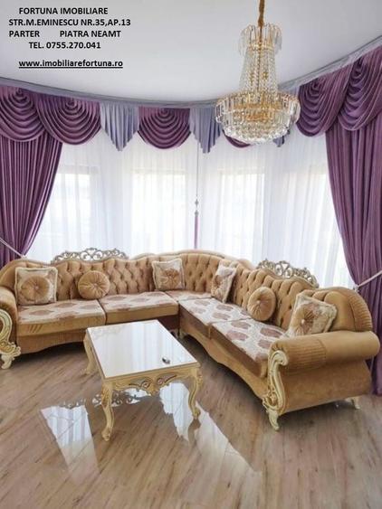 Casă cu 6 camere cu Teren 700 Mp în Exterior Est