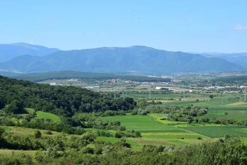 Teren de 400 mp, în Bungard