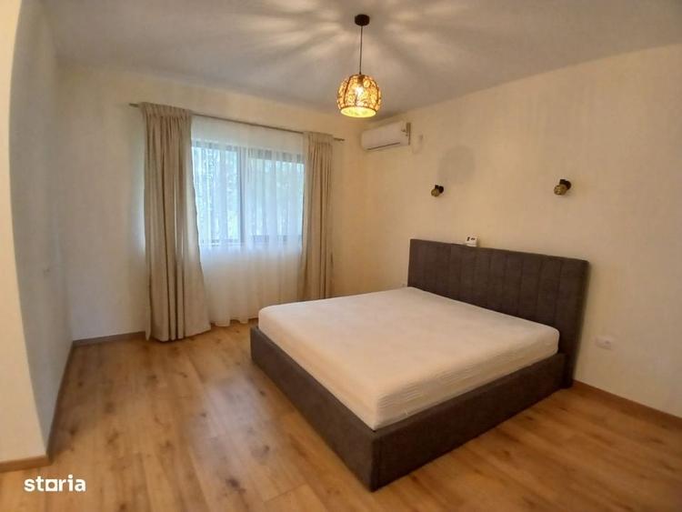 Casă cu 4 camere în Ostratu