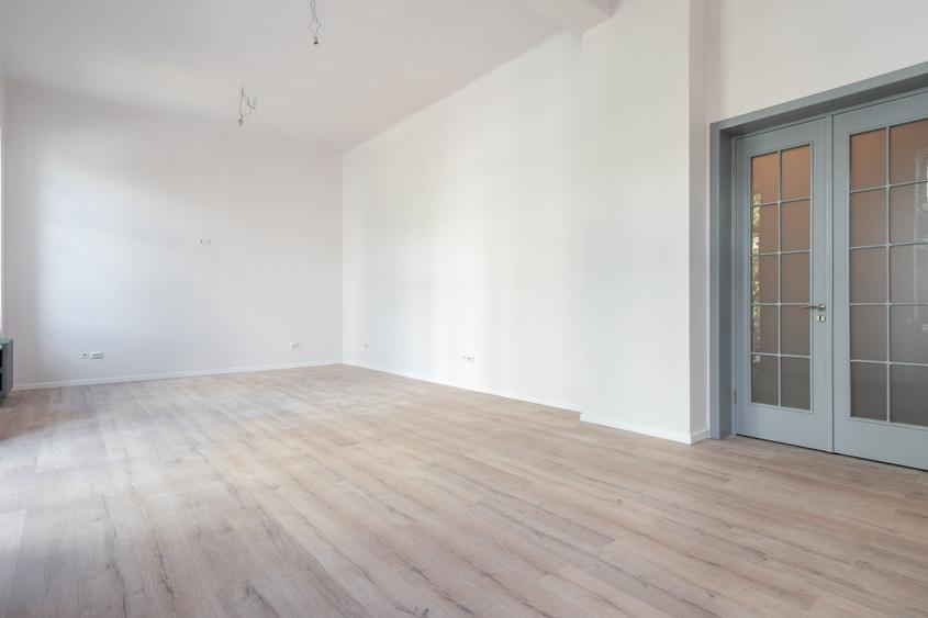Apartament cu 3 camere decomandat în Armeneasca