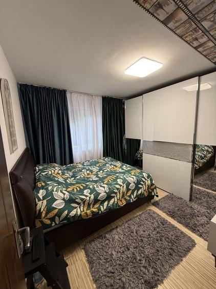 Apartament cu 2 camere decomandat în 1 Mai