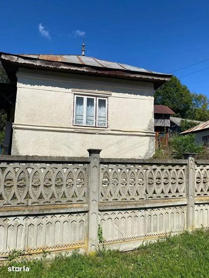 Teren de 2800 mp, în Vișinești