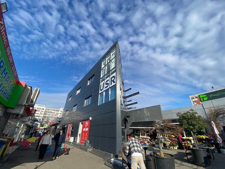 Spațiu comercial, de 92 mp, în Drumul Taberei