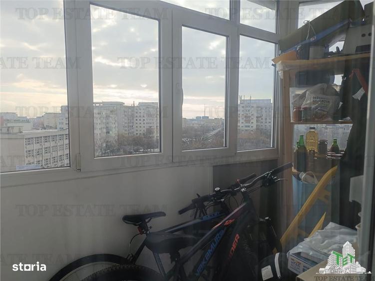 Apartament cu 3 camere decomandat în Grivița