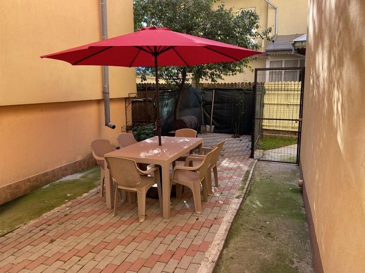 Apartament cu 4 camere decomandat în Tecuci