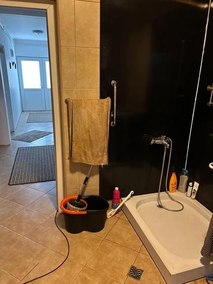 Casă cu 3 camere cu Teren 1000 Mp în Central