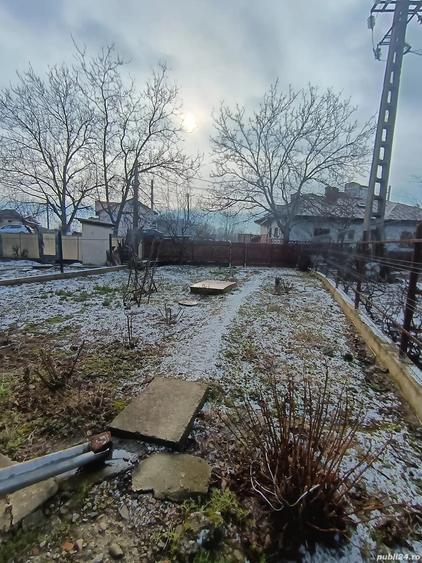 Casă cu 2 camere cu Teren 387 Mp în Răzvad