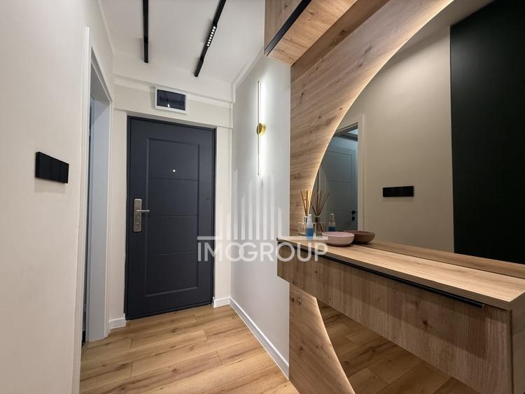 Apartament cu 2 camere decomandat, mobilat în P-ța Mihai Viteazul