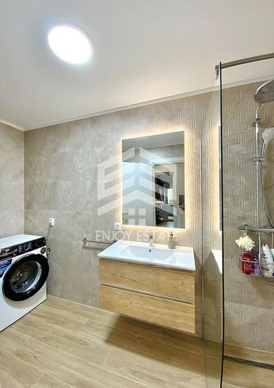Apartament cu 3 camere decomandat, mobilat în Tractorul