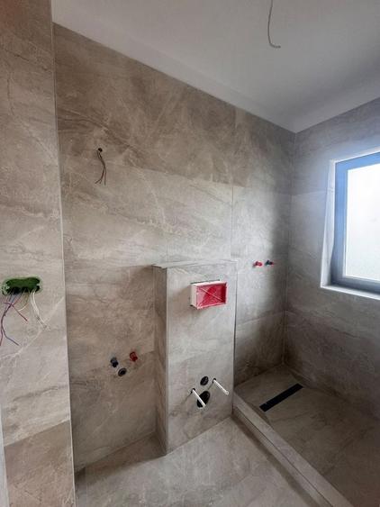 Duplex cu 4 camere cu Canalizare în Moșnița Nouă