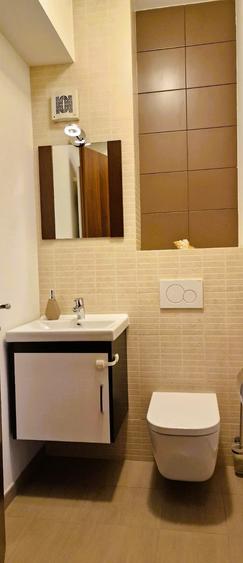 Apartament cu 3 camere decomandat în Băneasa