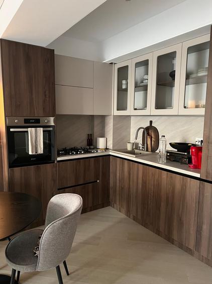 Apartament cu 2 camere semidecomandat, mobilat în Voluntari