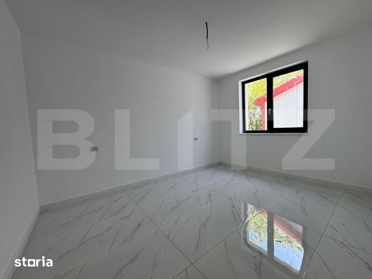 Casă cu 4 camere cu Teren 240 Mp în Central
