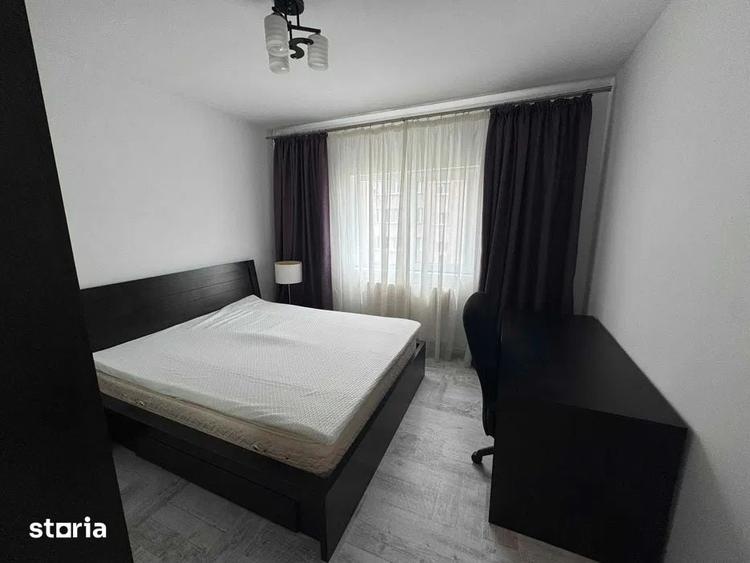 Apartament cu 3 camere decomandat în Vitan