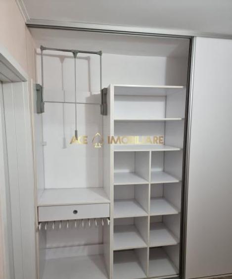 Apartament cu 2 camere decomandat, mobilat în P-ța Gorjului