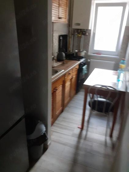 Apartament cu 2 camere semidecomandat în Boul Roșu