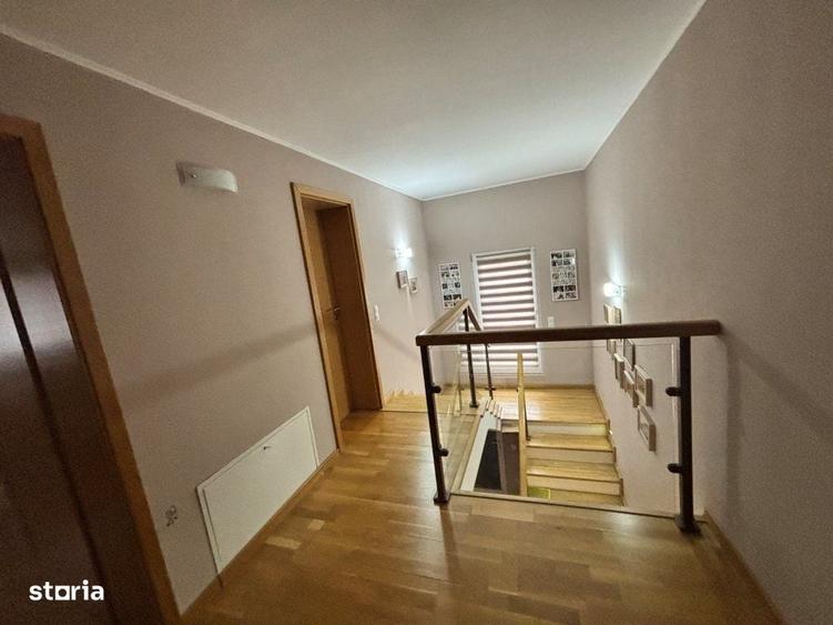 Casă cu 4 camere în Ocoliș