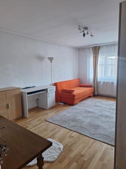 Apartament de inchiriat in centru, Turda, 2 camere - 5