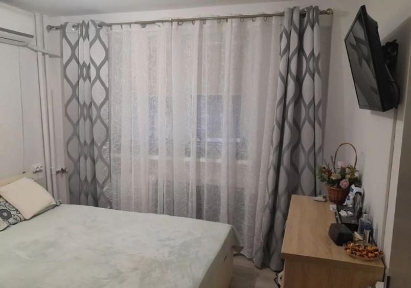 Apartament cu 2 camere decomandat în P-ța Reșița