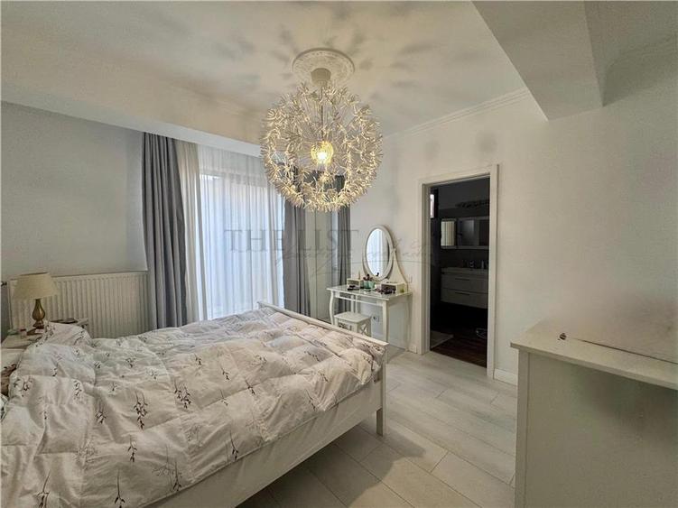 Apartament cu 3 camere decomandat, mobilat în Aviației