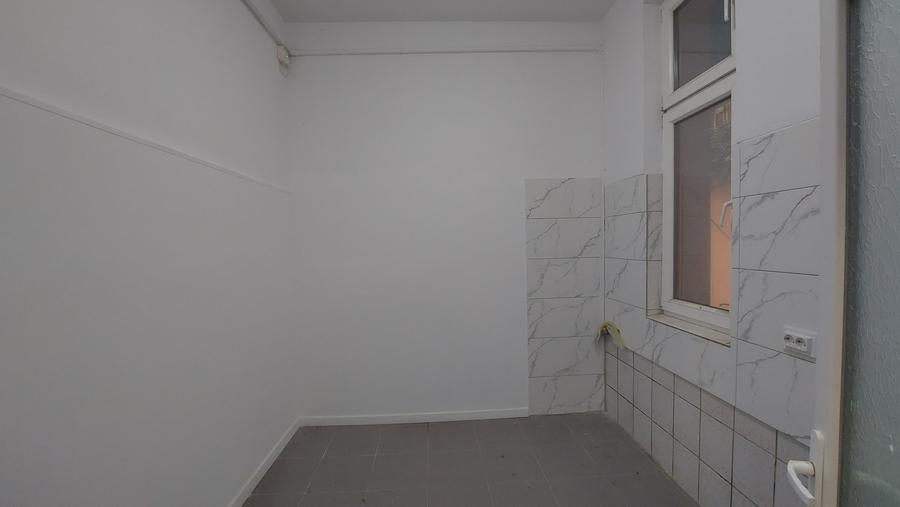 Casă individuală cu 3 camere cu Canalizare în Știrbei Vodă