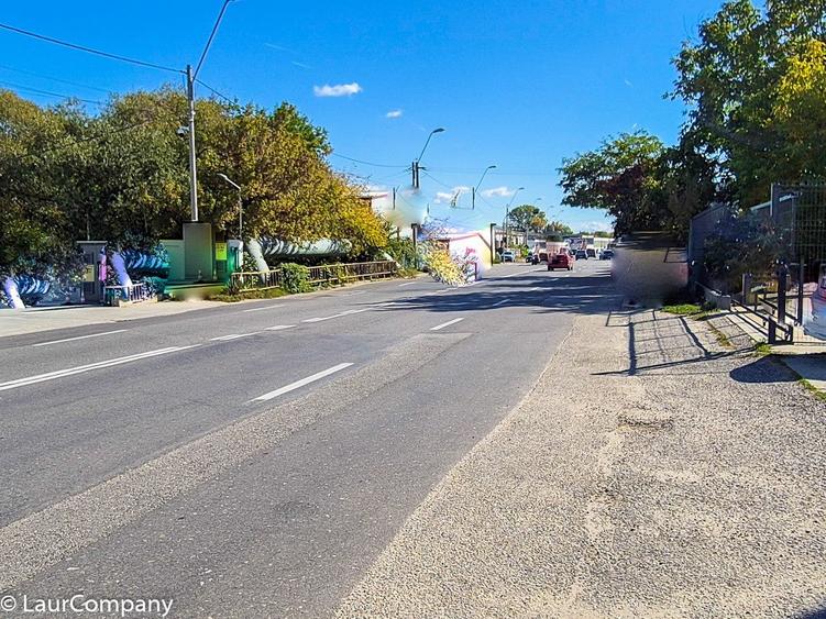 Teren de 3329 mp, în Central