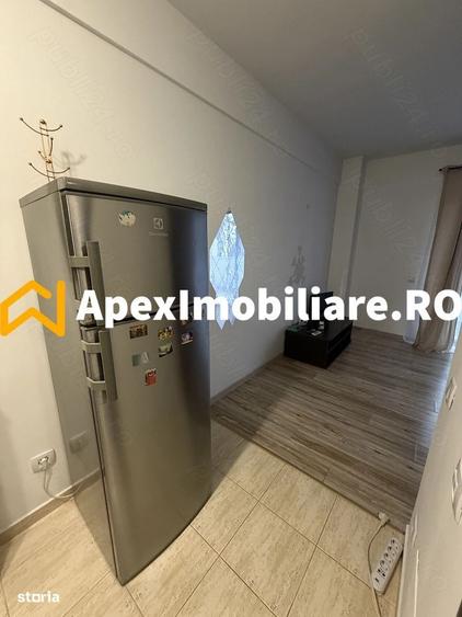 Garsonieră decomandată în Central