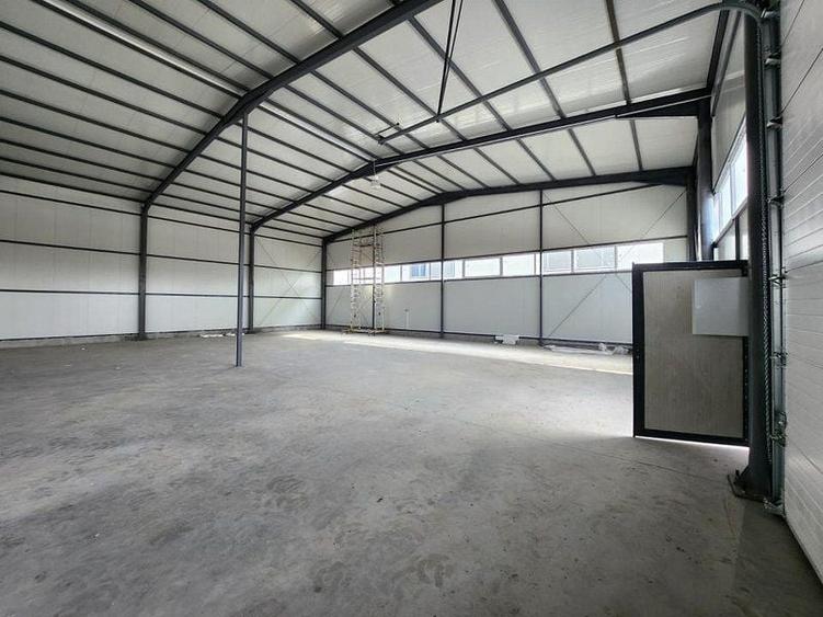 Spațiu industrial, de 500 mp, în Central