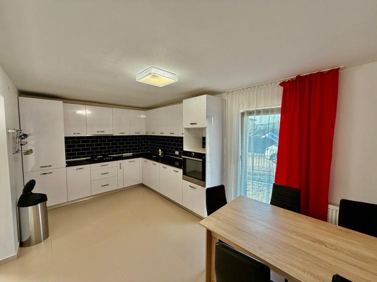 Casă cu 3 camere cu Teren 404 Mp în Miroslava