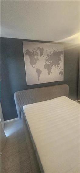 Apartament cu 3 camere decomandat în Romană