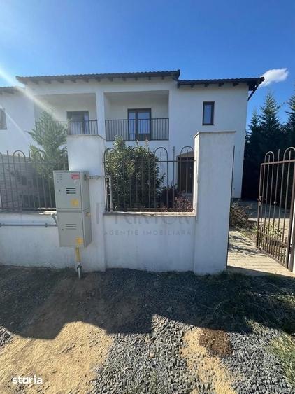 CASA SPATIOASA 4 DORMITOARE BUCATARIE INCHISA ZONA SERENA ASFALT SI TO - 9