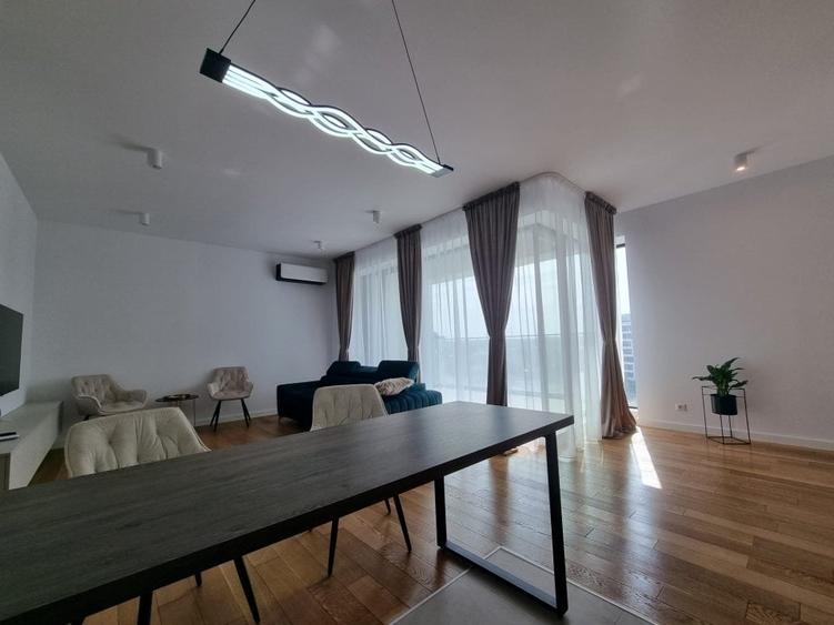 Apartament cu 2 camere semidecomandat, mobilat în Timpuri Noi