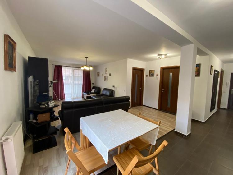 Apartament 3 camere 82mp | terasa 35 mp | parcare inclusa | - 1